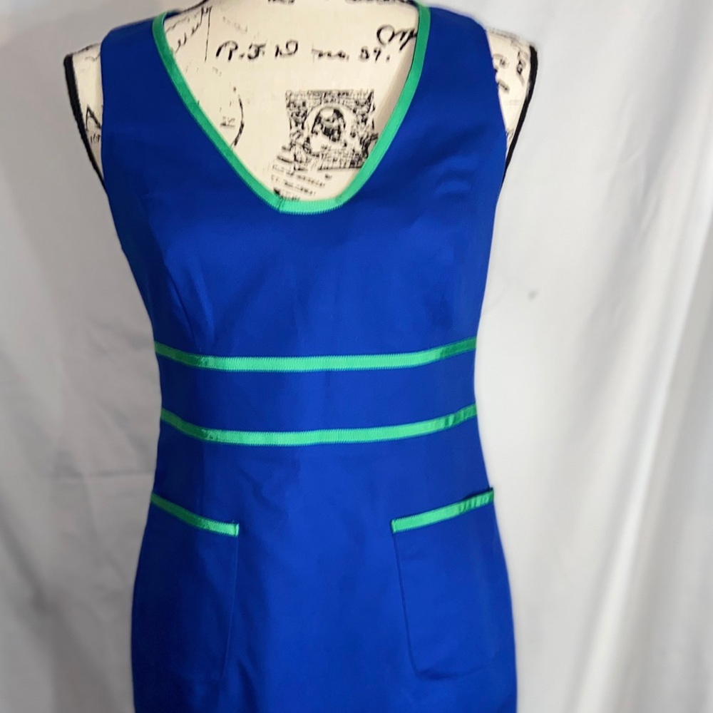 💙✨ Anne Klein Blue Sheath Dress w/ Green Trim – Size 2 💼💚 - Picture 11 of 12